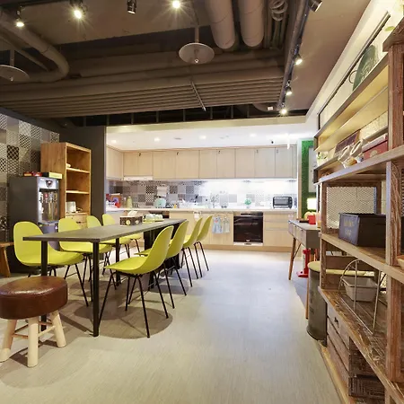 Taiwan Youth Hostel & Capsule Hotel-3